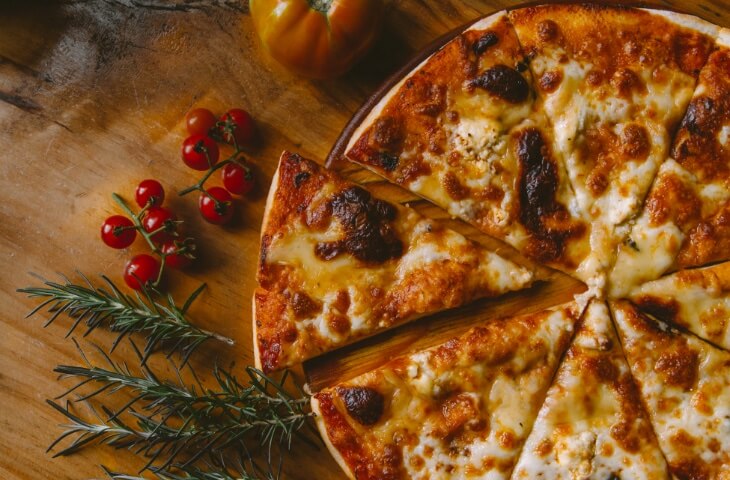 een Ontstaan stortbui Beste Pizzastenen van 2023 | Pizzasteen voor Oven & BBQ